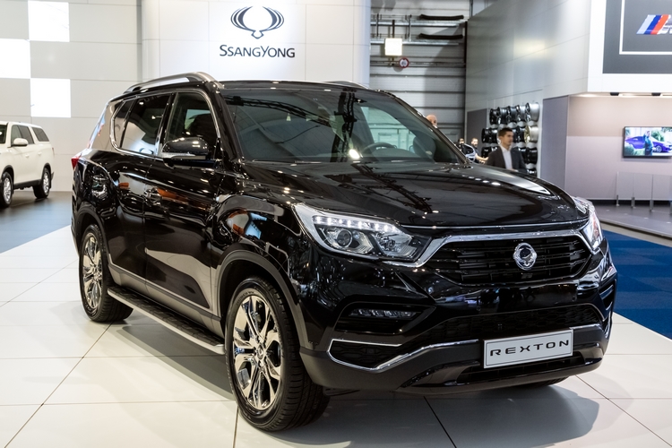 SSANGYONG rexton